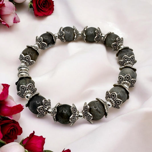 Shades of gray, Labradorite Bracelet